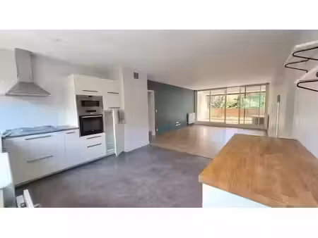 location appartement 5 pièces 98.12 m² à vaux-le-pénil (77000)  1 390 €