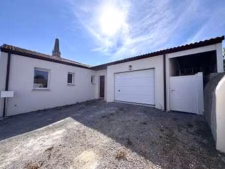 location maison meublé à saint-hilaire-de-chaléons (44680) : à louer meublé / 93m² saint-h