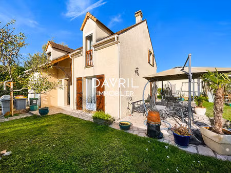 exclusivité * maison familialle * beaux volumes et beau terrain * 4 chambres *