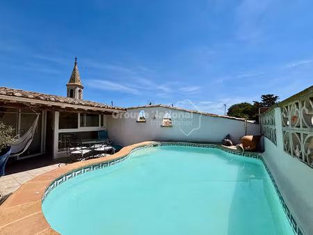 maison saint nazaire de pezan 6 pièce(s) 117 m2 avec terrasse et piscine