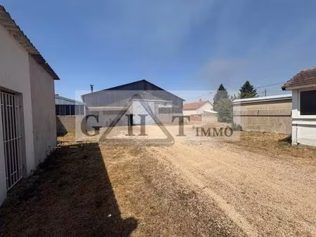 entrepôt indépendant – 961 m² – dammarie-les-lys (77)