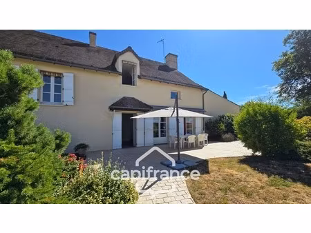 maison en pierre à vendre 8 pièces avec piscine sur 3100 m² de terrain