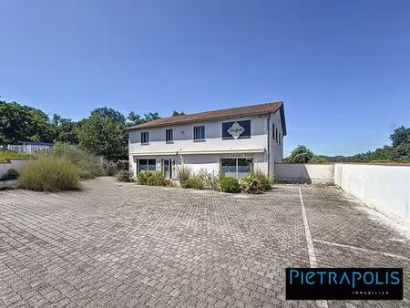 prestigieux immeuble de rapport en vente à craponne  france