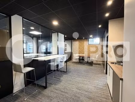 location bureaux 130 m²