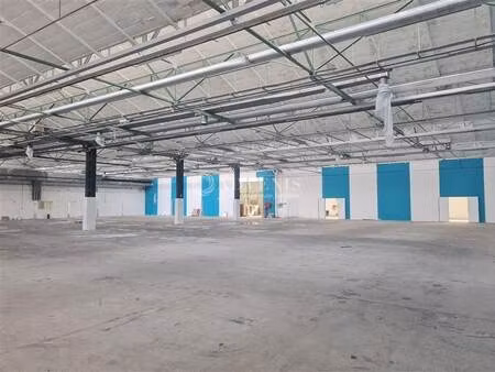 vente local d’activités graces 22200 1828m² à 4488m²