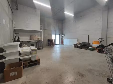 location local d'activités biard 351 m²