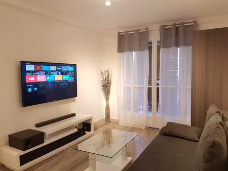 location appartement 2 pièces 45 m² à nice (06200)