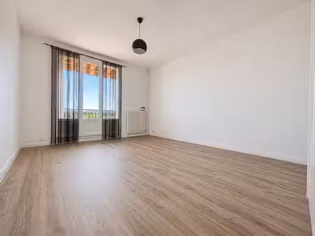 achat appartement 3 pièces 59m² riorges 42153