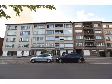appartement te huur in merksem met 2 slaapkamers