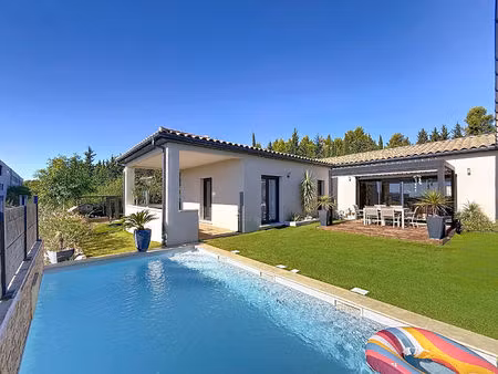 achat maison 7 pièces 205m² villeneuve les avignon 30400