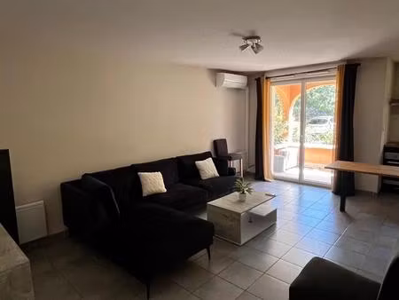 location appartement 2 pièces 42m² marguerittes 30320