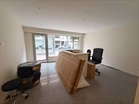 local commercial 0 pièces 54 m² à vendre / acheter nice 06000 ? | era immobilier