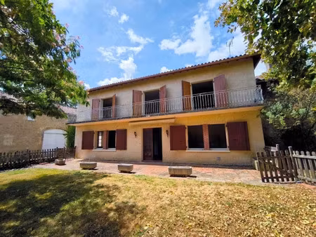 vente maison 5 pièces 216 m² à beaumarchés (32160)  177 000 €
