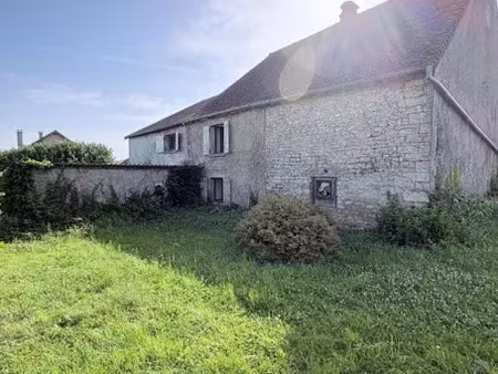 vente maison 3 pièces 73 m² à lons-le-saunier (39000)  142 500 €