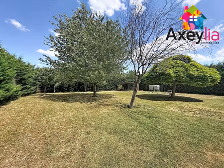 a vendre - secteur balbigny - maison rénovée avec terrain arbore et sans vis a vis