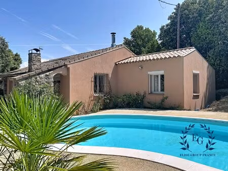 maison de plain pied avec piscine