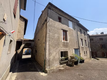 proche limoux- maison de village de 80m2 avec grange