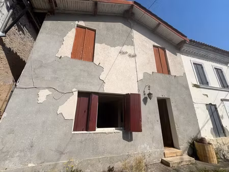 vente maison 4 pièces 100 m² à le tourne (33550)  182 000 €