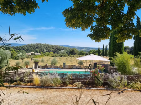 magnifique propriété avec vue dominante