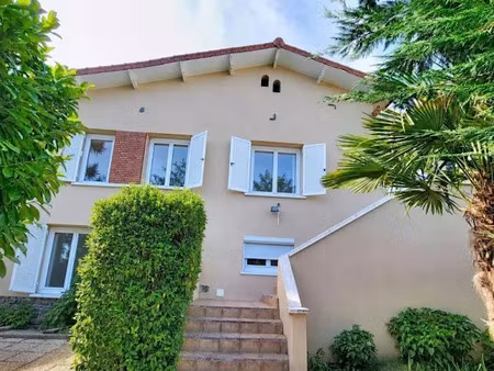 vente maison 5 pièces 146.88 m² à lamastre (07270)  199 000 €