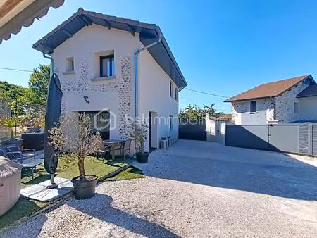 maison de 81 m² à beaucroissant