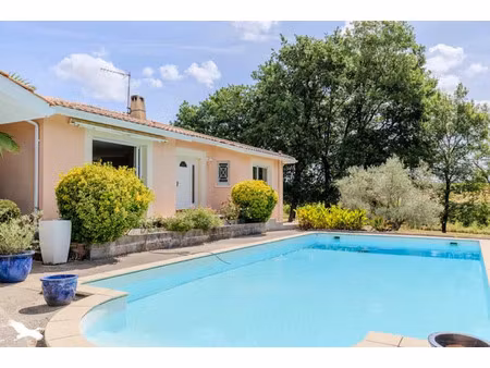 vente maison 5 pièces 163 m² guillac (33420)