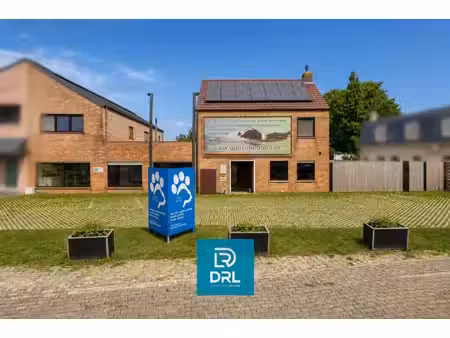 instapklare woning met handelsruimte  binnenzwembad én flexibel verhuurpotentieel