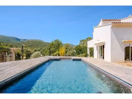 prestigieuse maison en vente méounes-lès-montrieux  provence-alpes-côte d'azur