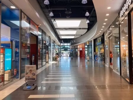 location commerce macon 71000 70m² à 2438m²