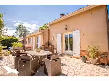 vente maison 5 pièces 110 m² à le fossat (09130)  214 000 €