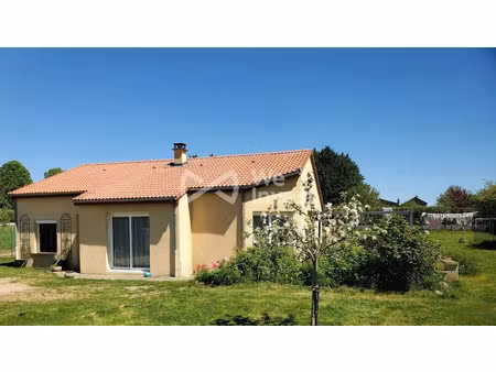 vente maison 6 pièces 104.52 m² à saint-hilaire-la-croix (63440)  205 000 €