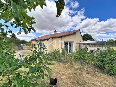 vente maison 6 pièces 104.52 m² à saint-hilaire-la-croix (63440)  220 000 €