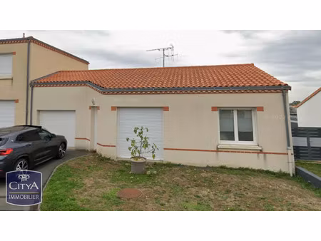 maison à vendre 3 pièces 63.7 m² - la romagne (49) - 160 000€