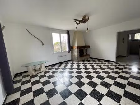 location appartement 4 pièces 93m² seillons source d argens 83470
