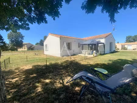 vente maison 4 pièces 100 m² champagnolles (17240)
