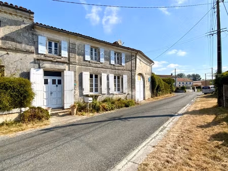 vente maison 7 pièces 160 m² saintes (17100)