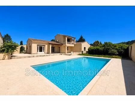 villa de 8 pièces de luxe en vente châteaurenard  provence-alpes-côte d'azur