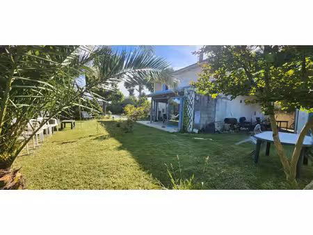 maison familiale de 125 m2 habitable sur un terrain de 1079m