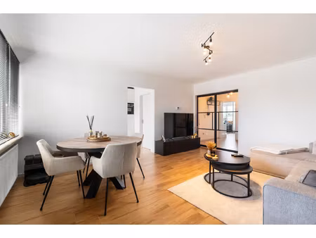 appartement te koop in sint-niklaas met 2 slaapkamers