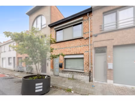 huis te koop in sint-niklaas met 2 slaapkamers
