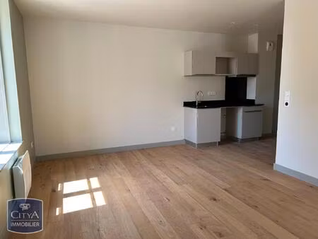 location appartement 1 pièce 34m² dole 39100