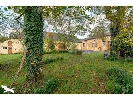 vente maison 5 pièces 117 m² veyrines-de-vergt (24380)
