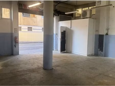 location entrepôt marseille 05 13005 170m²