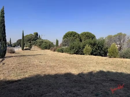 rare à la vente terrain à bâtir dans un cadre privilégié