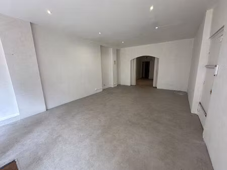 local commercial blois 47.71 m2