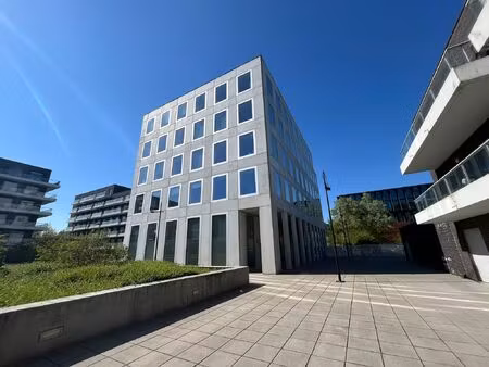 location local professionnel 749m² lille 59000