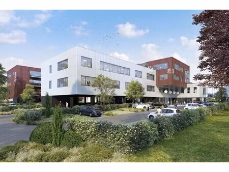 location local professionnel 4 410m²