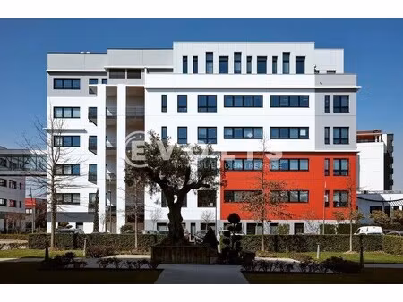 location bureaux 163 m² à 4 079 m²