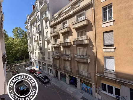 vente appartement 4 pièces 63m2 grenoble 38000 - 160000 € - surface privée