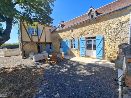 vente maison 5 pièces 141 m² à salignac-eyvigues (24590)  347 000 €